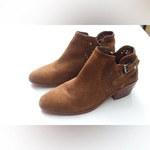 Vince Camuto ankle boots - Picture 6 of 12